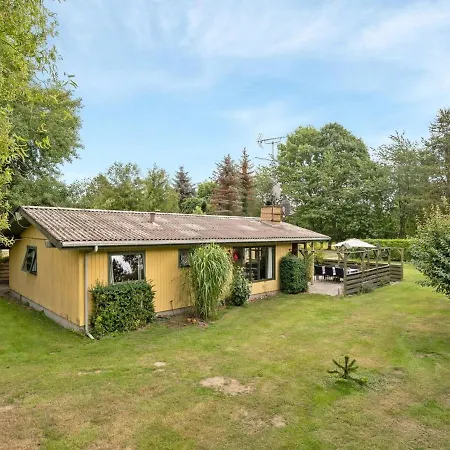 Casa vacanze Elif - 400m From The Sea In Lolland- Falster And Mon By Interhome